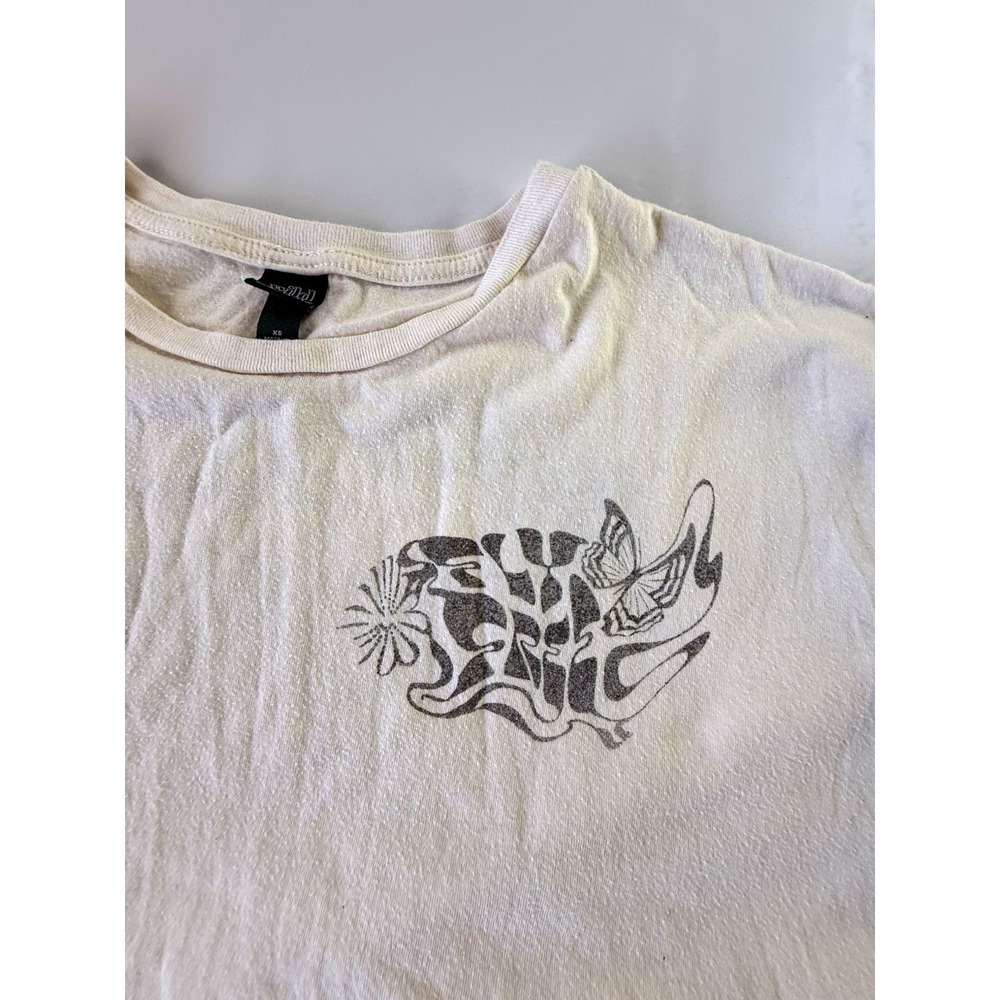 Wild Fable "Good Energy" Cream Butterfly Floral Mushroom Short Sleeve Size XS